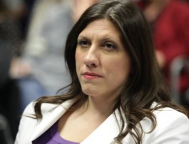 Κωνσταντοπούλου: «Κυβέρνηση μαφίας - Ο Τσίπρας εκτελεί συμβόλαιο θανάτου της χώρας - Θα αναλάβει όλες τις εξουσίες»